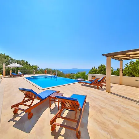 Zeytin Agaci, Peninsula Kaş