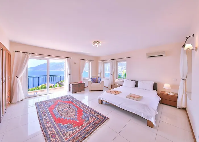 Zeytin Agaci, Peninsula *